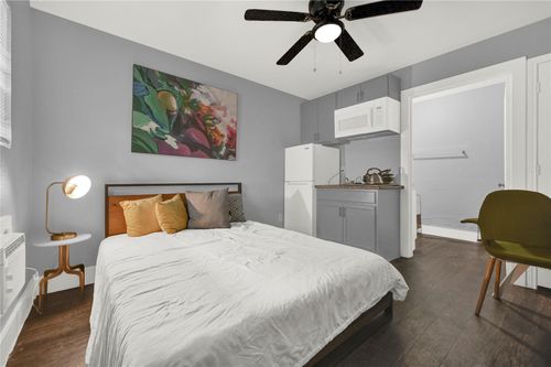apt-11-3802 Dabney St, Houston, TX, 77026-4283 | Card Image