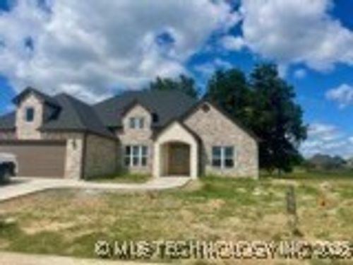 1468 Hackberry Pl, Fort Gibson, OK, 74434-8153 | Card Image