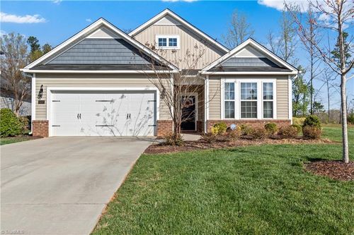 5237 Garnet Hill Dr, Clemmons, NC, 27012-7548 | Card Image