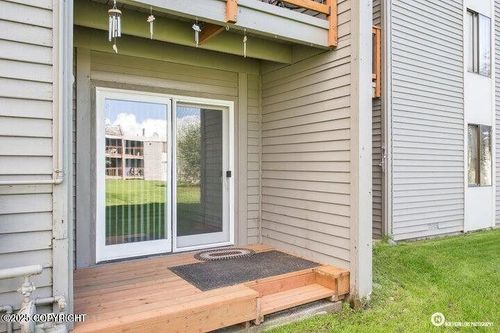 apt-d8-4660 Reka Dr, Anchorage, AK, 99508-3653 | Card Image