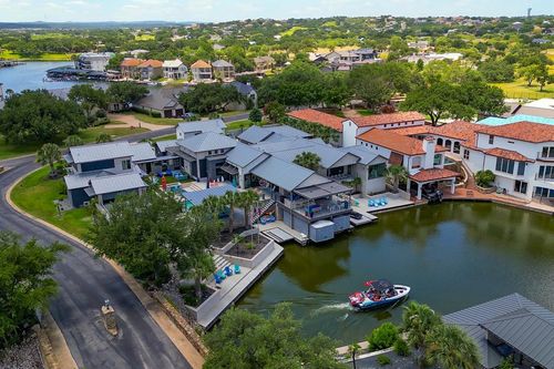 116 Wennmohs Pl, Horseshoe Bay, TX, 78657-6319 | Card Image