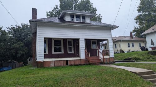619 W 13th St, Davenport, IA, 52803-4922 | Card Image