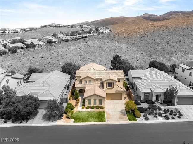 17 Morninglow Pass, House other with 4 bedrooms, 4 bathrooms and null parking in Henderson NV | Image 48