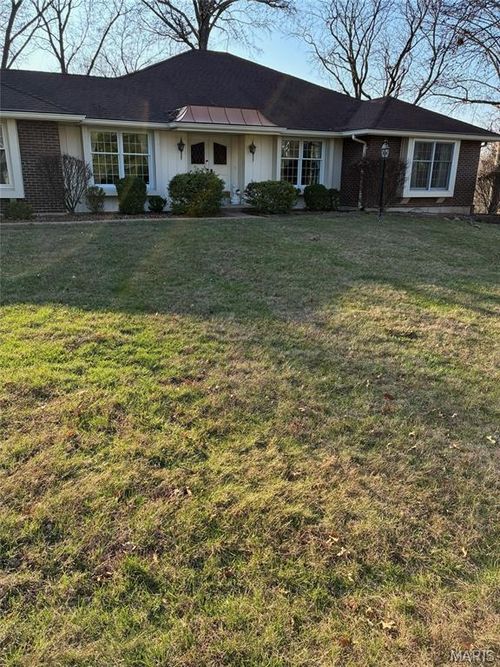 12310 Gaillard Dr, Creve Coeur, MO, 63141-7407 | Card Image