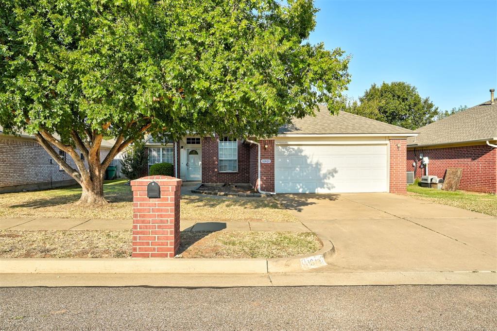 Everglade Ln, Edmond, OK 73013