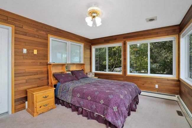 34 Beach St E, House other with 3 bedrooms, 2 bathrooms and 2 parking in Rochon Sands AB | Image 17