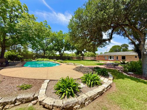 11613 Sunset Drive, Austin, TX, 78748 | Card Image