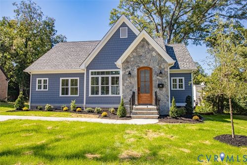 204 Crescent Ave, Hopewell, VA, 23860-1802 | Card Image