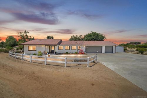38680 Avenida De La Bandolero, Temecula, CA, 92592 | Card Image