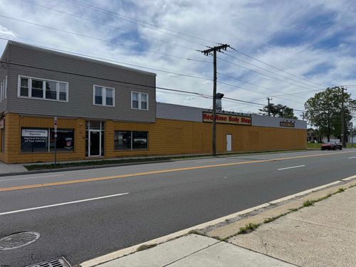 220 White Horse Pike, Egg Harbor City, NJ, 08215 | Card Image