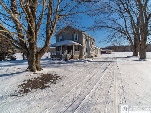 10391 W Side Hill Rd, Ripley, NY, 14775-9644 | Card Image