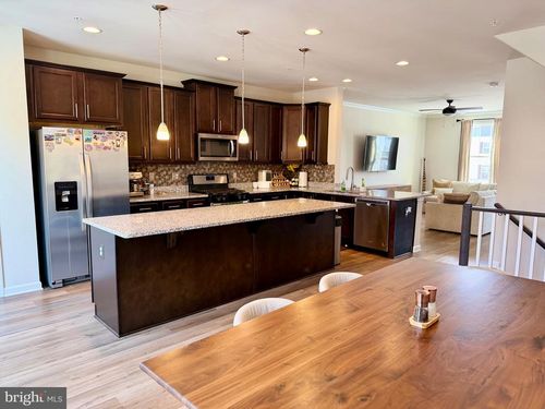 5925 Garden Walk Dr, FREDERICK, MD, 21703-2992 | Card Image