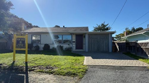 725 Alice Street, Monterey, CA, 93940 | Card Image