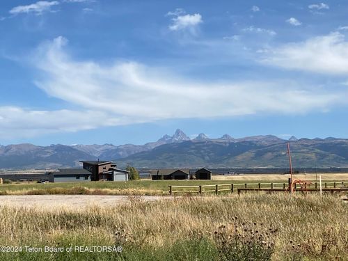 118 Olivia Ct, Driggs, ID, 83422-2002 | Card Image