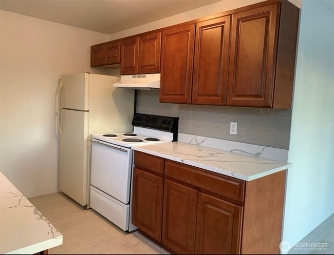 21608 30 Th Ave S, Home with 0 bedrooms, 0 bathrooms and 8 parking in Des Moines WA | Image 11