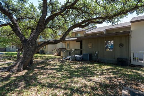 269 Venture Blvd S, Lago Vista, TX, 78645-8648 | Card Image