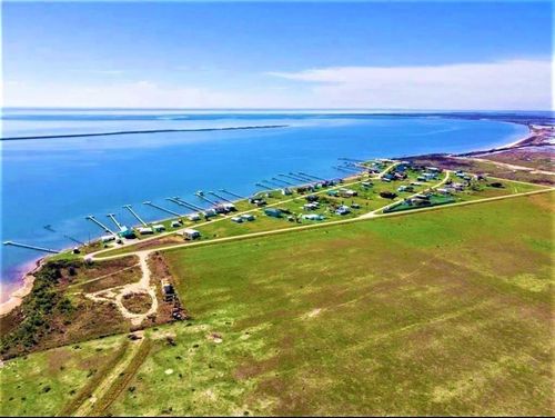 48 Bay Dr, Palacios, TX, 77465 | Card Image