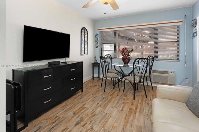 APT-3A - 3300 N Surf Rd, Condo with 1 bedrooms, 1 bathrooms and null parking in Hollywood FL | Image 4