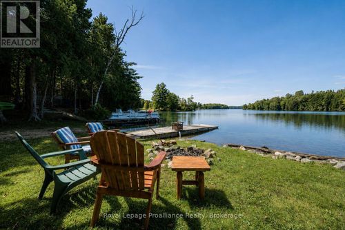 1117B Twin Pine Lane, Frontenac (Frontenac North), ON, K0H2M0 | Card Image