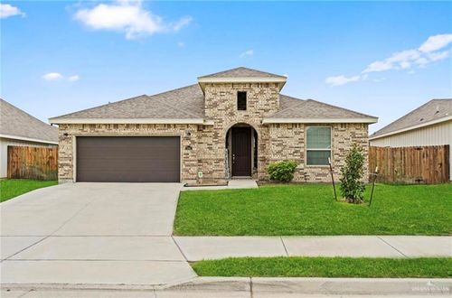 5365 Escondido Pass, McAllen, TX, 78504-9002 | Card Image