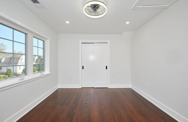 34 State St, House other with 2 bedrooms, 2 bathrooms and 3 parking in New Rochelle NY | Image 17