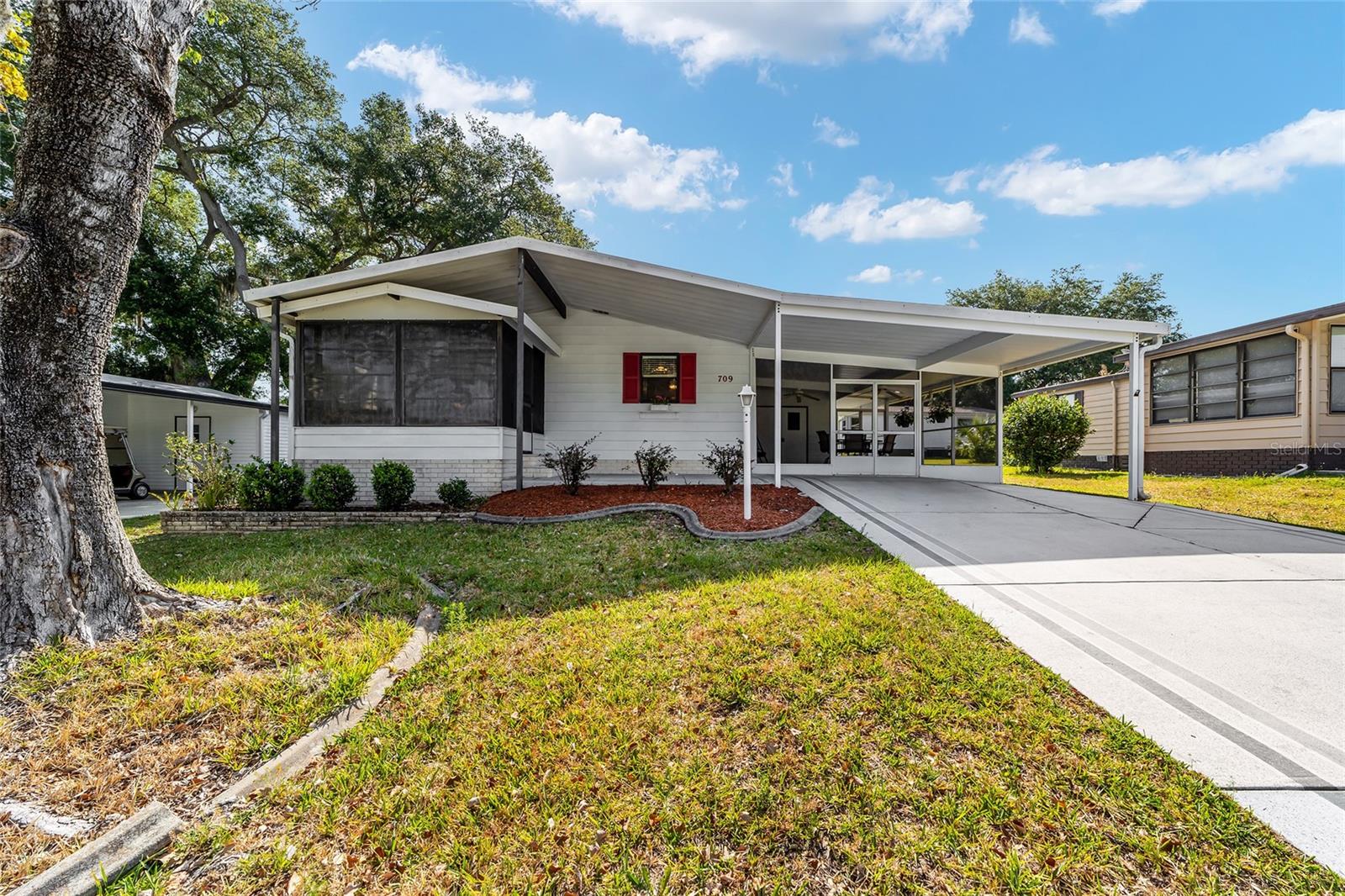 Camelia Ct, Lady Lake, FL 32159