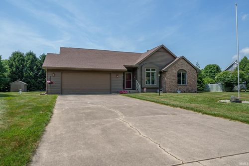 5005 Waterbury Ct, Logansport, IN, 46947-2449 | Card Image
