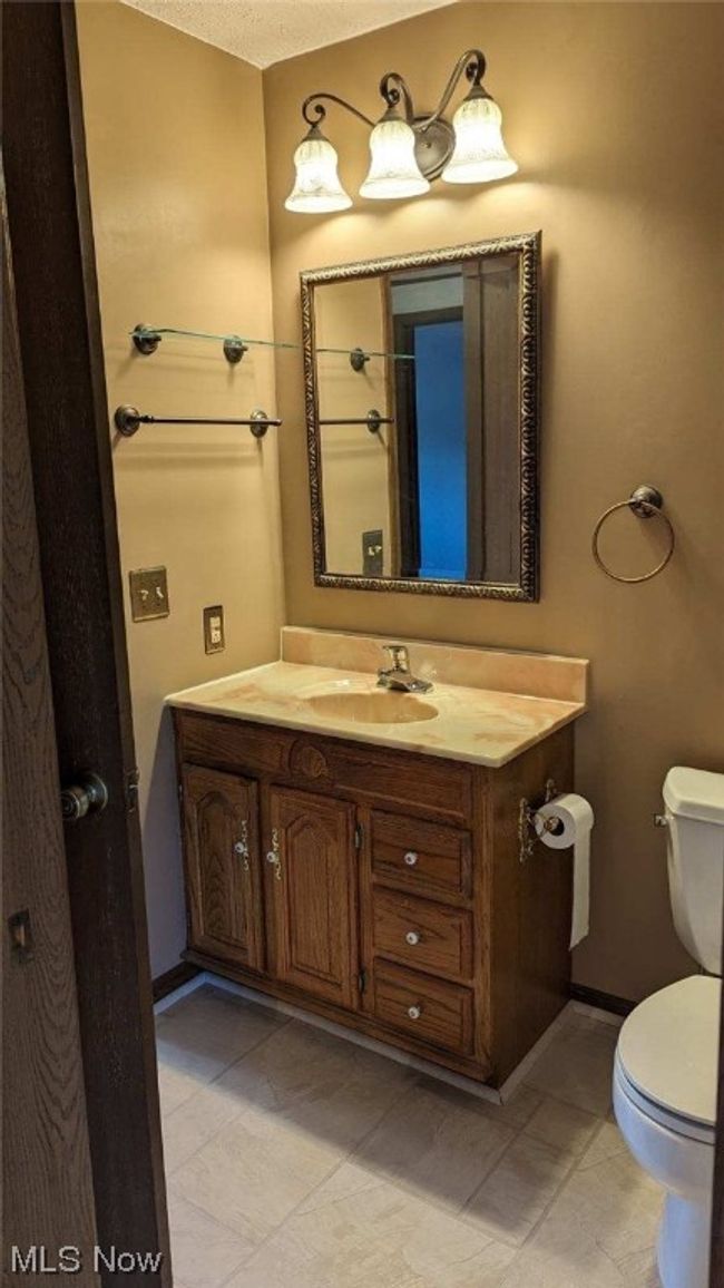 Full Bathroom | Image 20