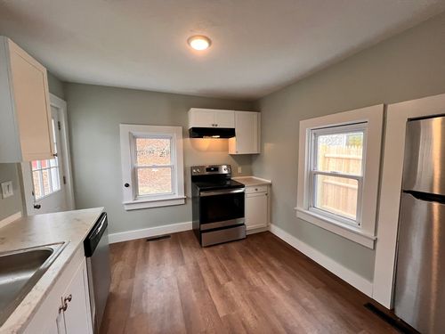 1-400 Court St, Plymouth, MA, 02360-7311 | Card Image