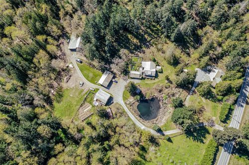 1671 Fulford-Ganges Rd, Salt Spring, BC, V8K2A8 | Card Image