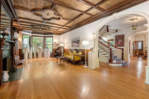 9 Downing Rd, Brookline, MA, 02445-2114 | Card Image