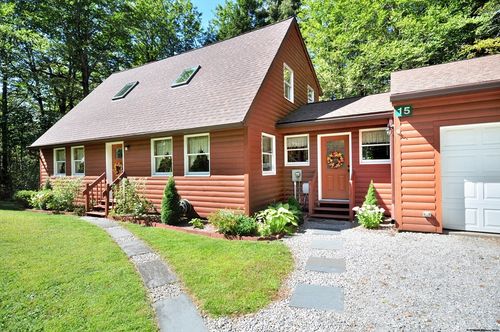 15 Thicket Rd, Tolland, MA, 01034-9437 | Card Image