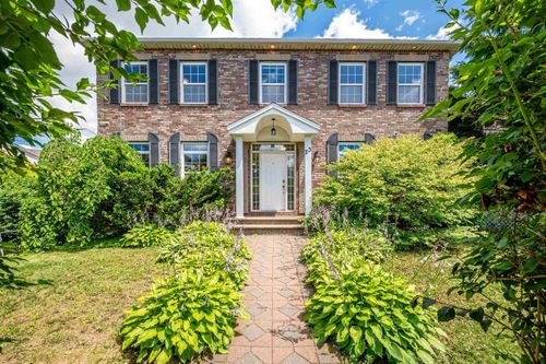 23 Lancaster Dr, Halifax, NS, B3S1E7 | Card Image
