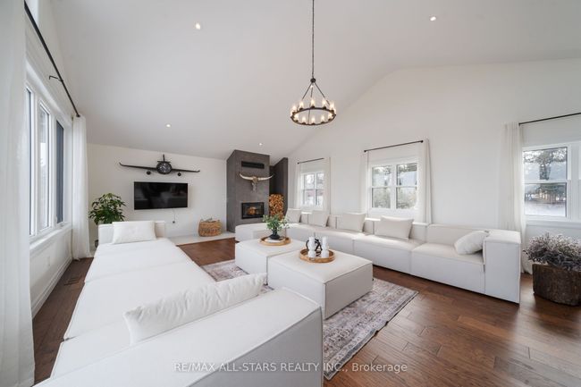 181 Cedar Grove Dr, House other with 4 bedrooms, 2 bathrooms and 9 parking in Caesarea ON | Image 18