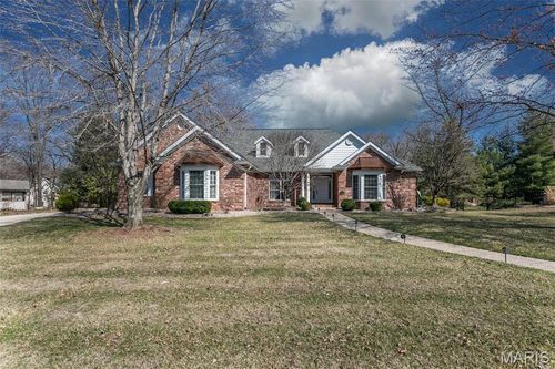 10 Dunbridge Ct, Glen Carbon, IL, 62034-1564 | Card Image