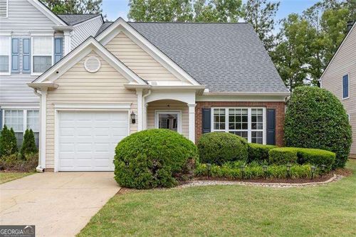 5368 Medlock Corners Dr, Peachtree Corners, GA, 30092-2937 | Card Image
