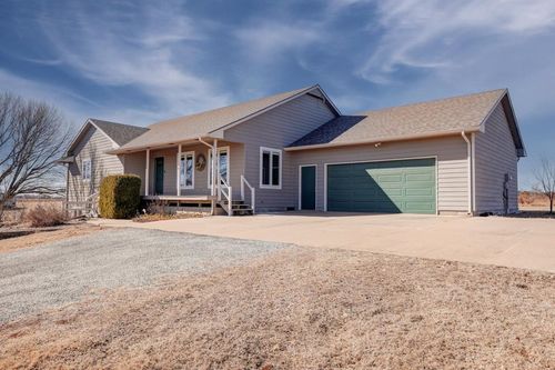 10 Leed Rd, Winfield, KS, 67156-5600 | Card Image