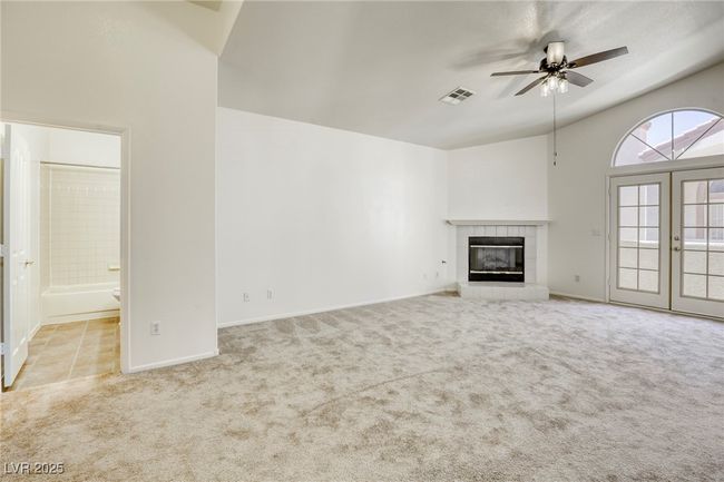 UNIT-232 - 8301 Boseck Dr, Condo with 2 bedrooms, 2 bathrooms and null parking in Las Vegas NV | Image 4