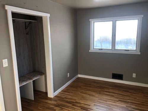 318 Hawley St Se, Chatfield, MN, 55923-1446 | Card Image