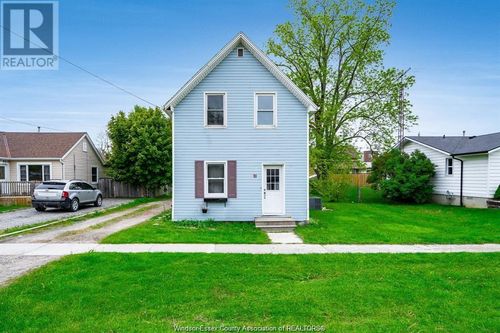 31 Chestnut St, Wheatley, ON, N0P2P0 | Card Image