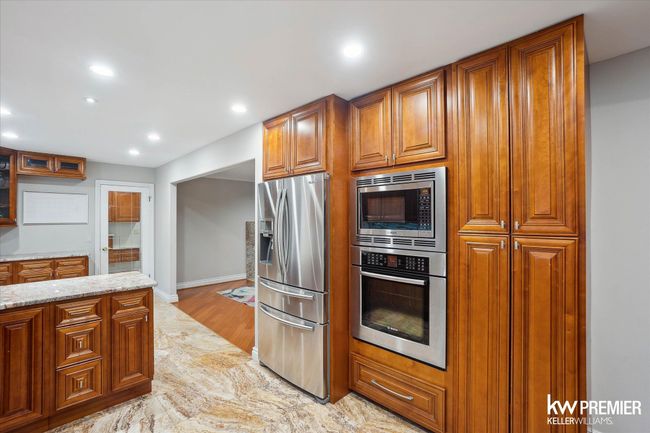 5584 Pembury, House other with 4 bedrooms, 4 bathrooms and null parking in West Bloomfield MI | Image 8