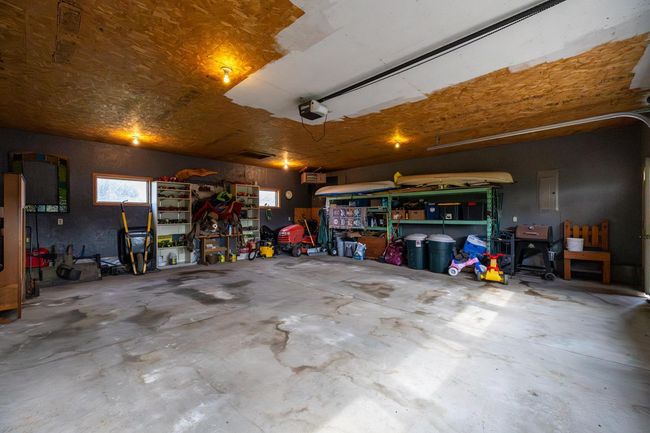 Garage | Image 49