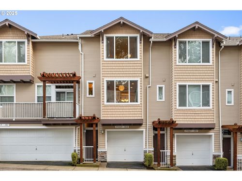 unit-102-15465 Sw Sparrow Loop, Beaverton, OR, 97007-9299 | Card Image