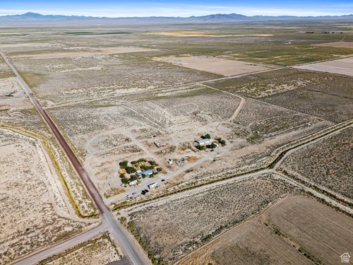 1040 W Center St, Delta, UT, 84624 | Card Image