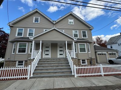 1 - 209 Summer St., Condo with 3 bedrooms, 2 bathrooms and 1 parking in Watertown MA | Image 2