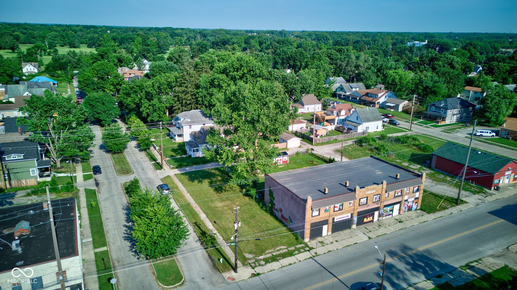 Land in Indianapolis 3