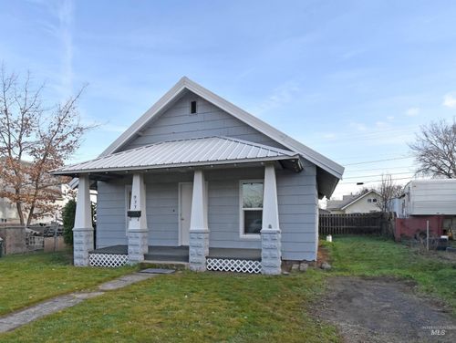 933 9th St, Clarkston, WA, 99403-2109 | Card Image