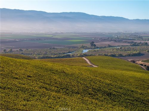 36527 Metz Rd, Soledad, CA, 93960-9700 | Card Image