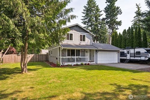 17602 154th Way Se, Yelm, WA, 98597 | Card Image