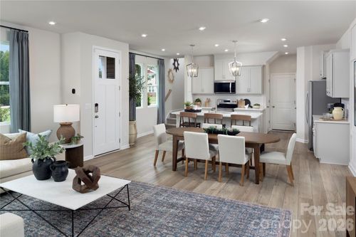 1235 Vibrant Road, Charlotte, NC, 28215 | Card Image